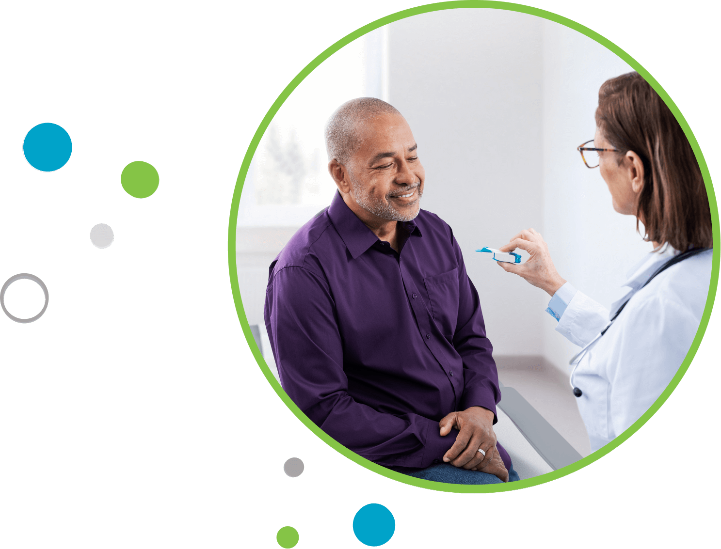 HCP showing TYVASO DPI to patient